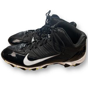 Nike Alpha Shark FastFlex Size 10.5 Black Mens Football Cleats 642770-001 EUC